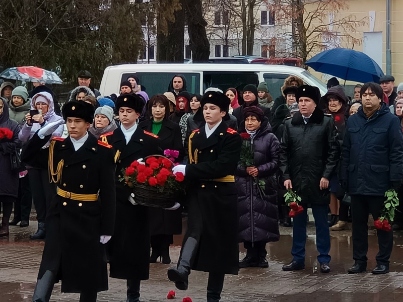Возложение цветов