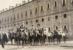 Плац Павловского дворца